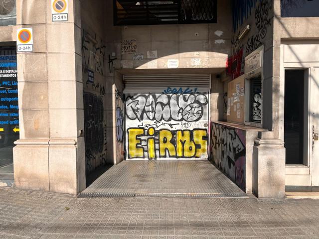 Gran oportunidad de plaza de parking en Calle Aragón-Marina photo 0
