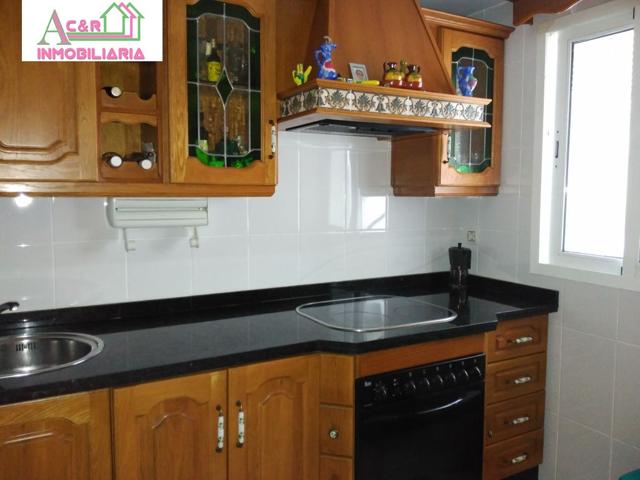 !!!!VENTA DE PISO MUY CÉNTRICO + PARKING Y TRASTERO¡¡¡¡ photo 0