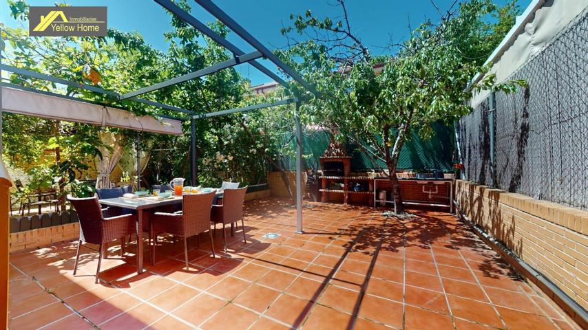 Chalet adosado zona Caracol photo 0