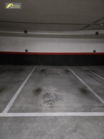 Garaje en Alquiler - Zona Hospital photo 0