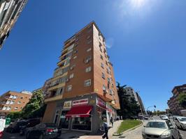 🏙️ Gran piso exclusivo junto al Corte Inglés – Espacio, luz y confort photo 0