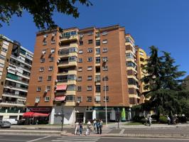 🏙️ Gran piso exclusivo junto al Corte Inglés – Espacio, luz y confort photo 0