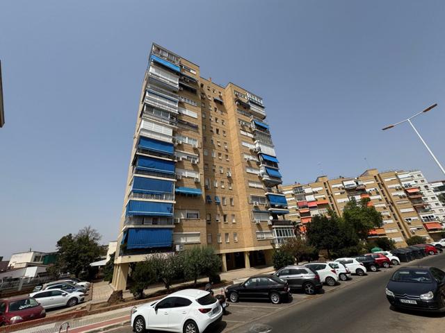 OPORTUNIDAD. Piso alquiler de 3 dormitorios. photo 0