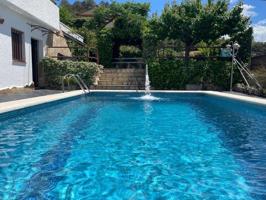 Preciosa casa en venta con piscina en Can Villalba photo 0