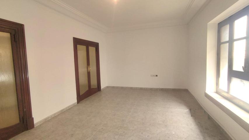 LOCAL DESTINADO PARA OFICINAS EN ZONA PRIVILEGIADA (NO VIVIENDA) photo 0