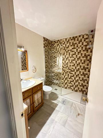 PRECIOSO CHALET  INDEPENDIENTE EN ZONA PREFERENTE photo 0