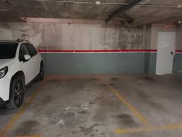 Alquiler de plaza de parking muy cómoda y de buen acceso. photo 0