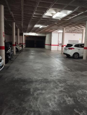 SE VENDE GARAJE Y TRASTERO MUY BUENA ZONA photo 0