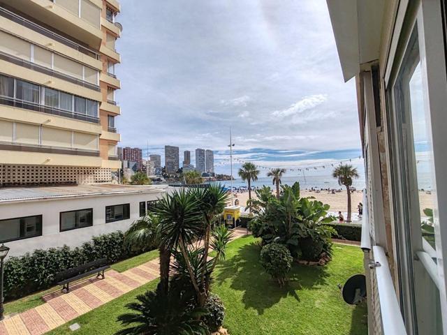 APARTAMENTO CON REFORMA INTEGRAL EN 1 LINEA DE PLAYA DE LEVANTE photo 0