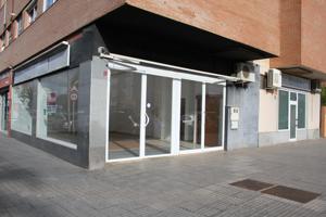 LOCAL DE 68m2 en calle Francisco Guerra. photo 0