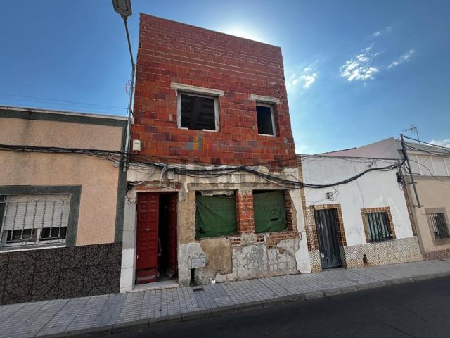 ¡Oportunidad ! Casa en venta en Antonio Domínguez photo 0