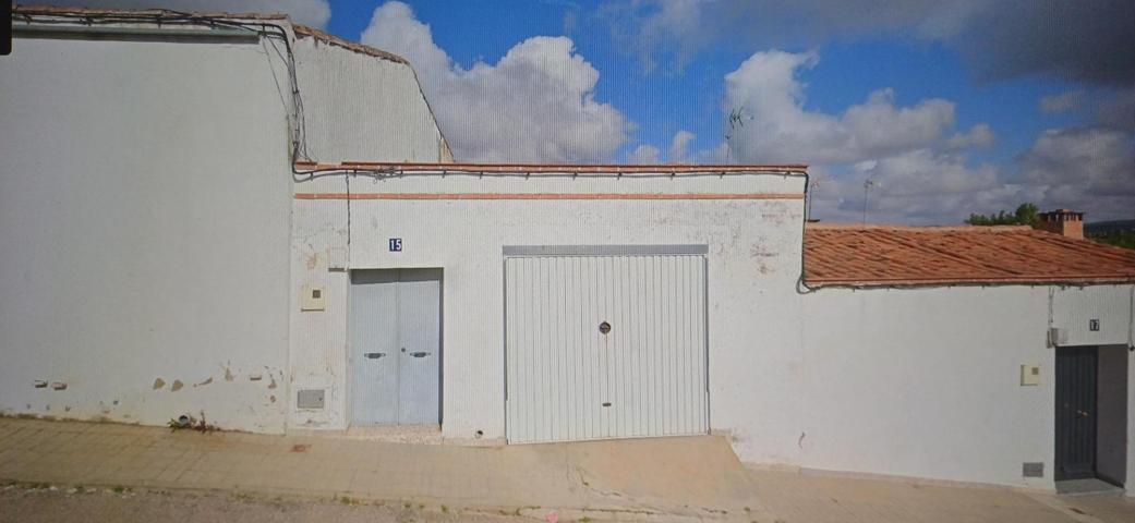 VENTA DE CASA CON TERRENO photo 0