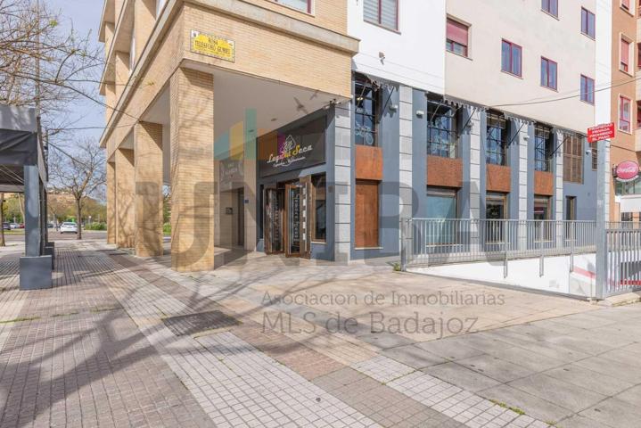 Local en Venta y Alquiler en Ronda Norte – Totalmente Acondicionado como Restaurante photo 0