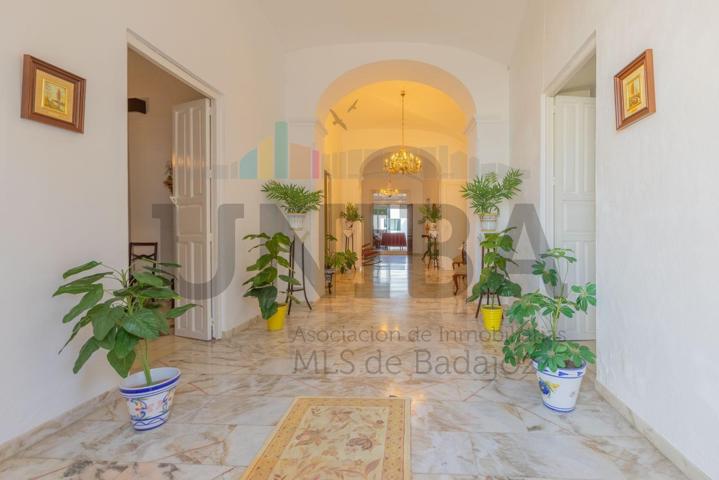 ESPECTACULAR CASA EN TALAVERA LA REAL photo 0