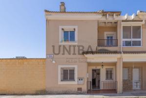 🏡 Estupendo chalet adosado en Guadiana (Badajoz) photo 0