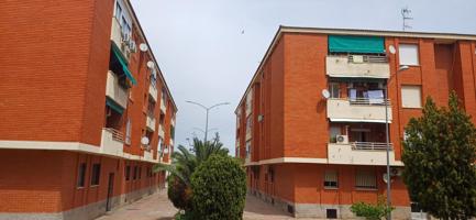 PISO EN VENTA MONTIJO photo 0