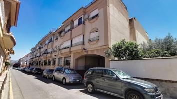 Piso amueblado junto a Centro de Salud de Armilla photo 0