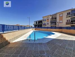 Piso con piscina a la entrada de Las Gabias photo 0