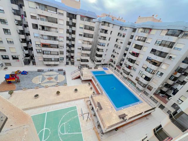 Alquiler LARGA TEMPORADA piso en urbanización con piscina (CENTRO ALICANTE) photo 0