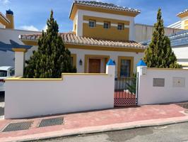 PRECIOSO CHALET EN VENTA EN CALAHONDA CON 3 HABITACIONES -PISCINA PRIVADA Y PARKING photo 0