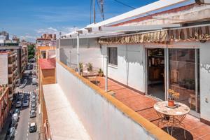 Ático con terraza de ensueño, orientación sur y sol todo el día (Alicante centro) photo 0