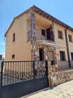 Adosado en Torre de Don Miguel (Extremadura) photo 0