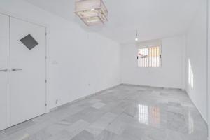 Unifamiliar Pareada En venta en Híjar, Las Gabias photo 0