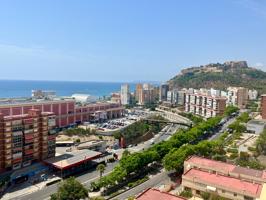 ¡PISO EN ALICANTE CON VISTAS AL MAR Y AL CASTILLO! photo 0