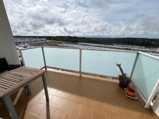 Piso en venta de 4 dormitorios y piscina comunitaria en Cerro Gordo photo 0