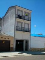 Piso en venta en c. arriba, 46, Montijo, Badajoz photo 0