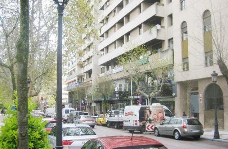 LOCAL COMERCIAL EN VENTA EN EL CENTRO DE CÁCERES photo 0