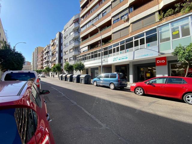 GARAJE EN ALQUILER EN SANTA MARINA photo 0