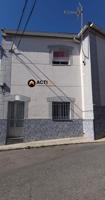 CASA EN VENTA CON PATIO Y TERRAZA EN SIERRA DE FUENTES photo 0