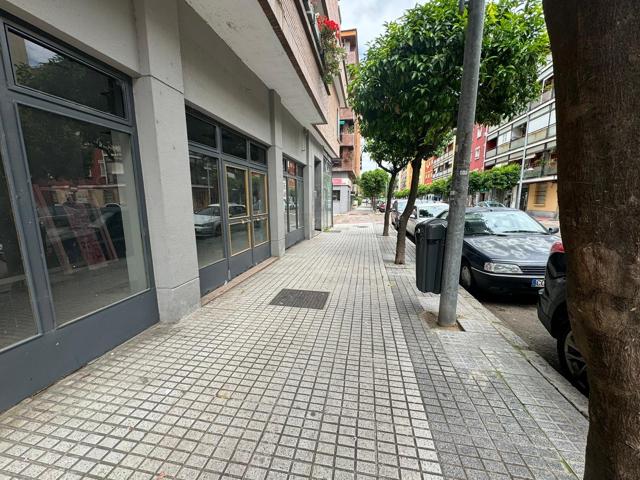 LOCAL CON POSIBILIDAD DE CAMBIO DE USO EN SANTA MARINA photo 0