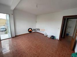 VENTA DE PISO Y NAVE EN LA CHARCA MUSIA photo 0