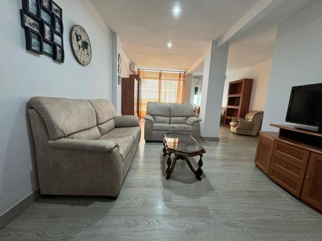 Piso en alquiler en Rafael Lucenqui photo 0