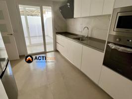 VENTA DE PISO REFORMADO EN AVD ANTONIO HURTADO photo 0