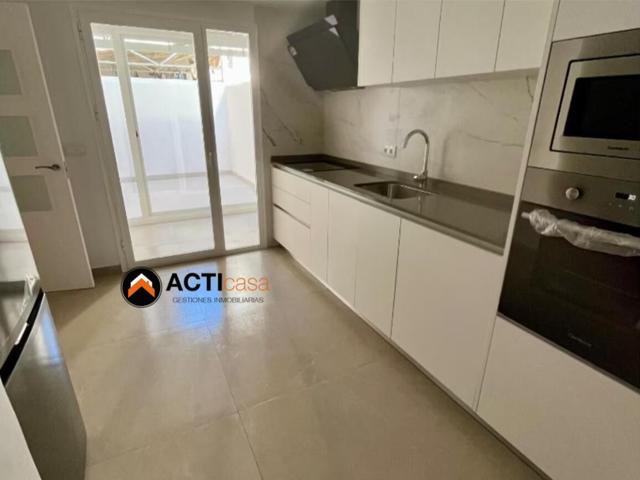 VENTA DE PISO REFORMADO EN AVD ANTONIO HURTADO photo 0