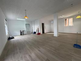 Local en alquiler en Pardaleras photo 0