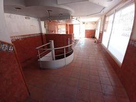 LOCAL COMERCIAL EN RUBI, IDEAL PARA INVERSORES photo 0