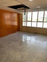 LOCAL COMERCIAL EN RONDA COLLSALARCA photo 0