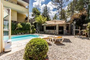 MPRESIONANTE CASA EN CASTELLAR DEL VALLES, ZONA AIRESOL photo 0