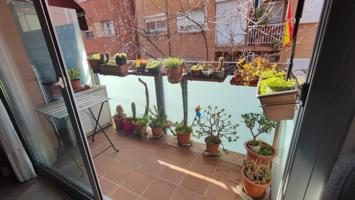 PISO DE 1 HABITACIÓN + TRASTERO Y PISCINA COMUNITARIA EN EL CENTRO DE BARBERÁ photo 0