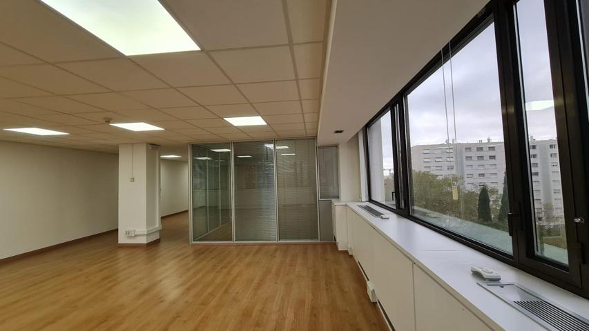 Alquiler de oficina alto standing Diagonal - Corte inglés photo 0