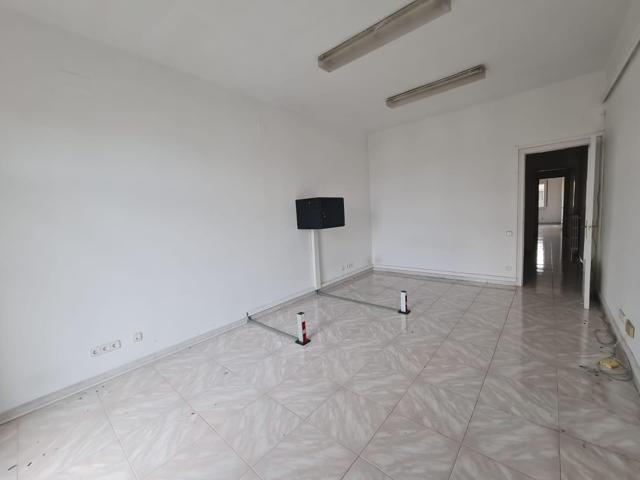 Oficina al Eixample junto plaza Catalunya photo 0