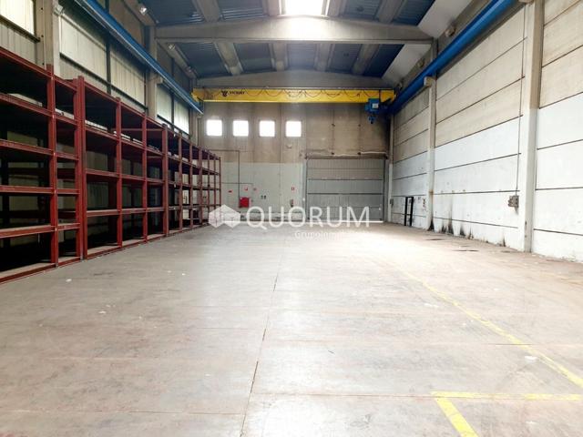 Nave industrial en polígono El Campillo, GAllarta photo 0