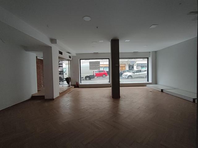 Se Alquila Local Comercial de 120 m2, no necesita reforma. photo 0