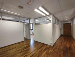 Oficina alquiler frente al IMQ photo 0