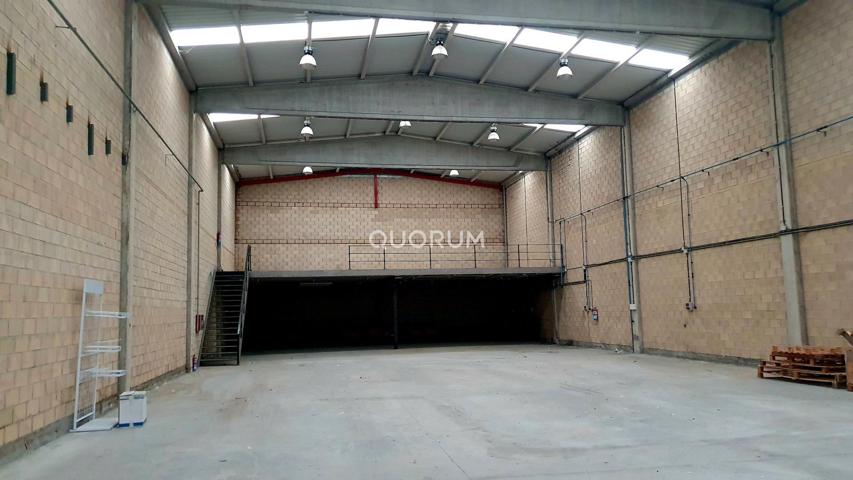 Nave en Zamudio, polígono Torrelarragoiti photo 0