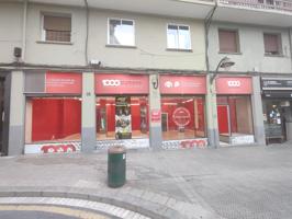 Local comercial con mucho escaparate Deusto photo 0
